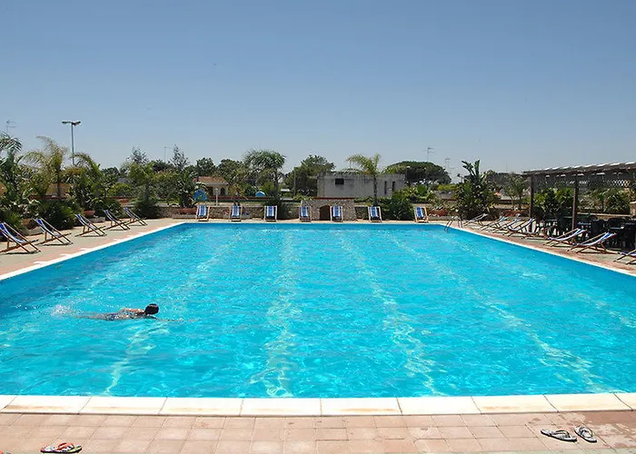 Racar Holiday park 3*