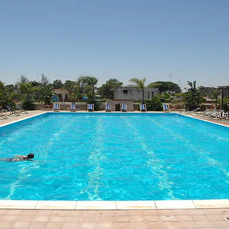 Racar ホリデーパーク 3*